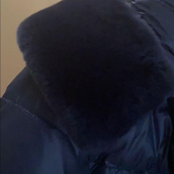 A Down Coat SZ medium - Picture 9 of 13